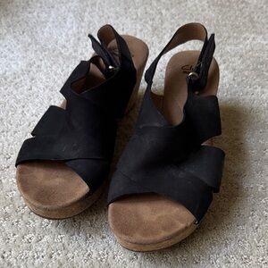 Clarks Collection Soft Cushion 3" Heel Cork Wedge Sandals in Black | Size US 10